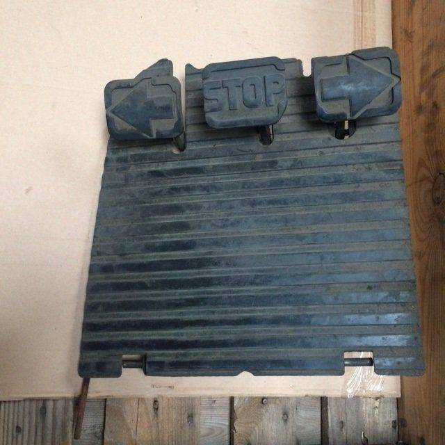 Complete Floormate for Linde - Pedal por Equipamento de movimentação: foto 1 Complete Floormate for Linde - Pedal por Equipamento de movimentação: foto 1