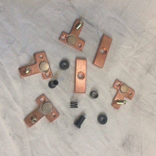 Contactor Kit for Caterpillar/Mitsubishi - Sistema elétrico por Equipamento de movimentação: foto 2 Contactor Kit for Caterpillar/Mitsubishi - Sistema elétrico por Equipamento de movimentação: foto 2