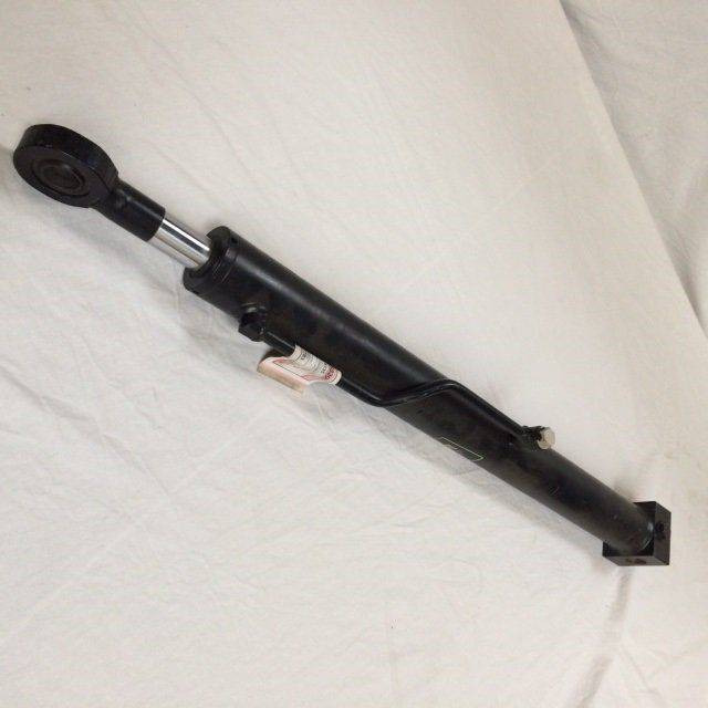 Cylinder, Reach - Cilindro hidráulico por Equipamento de movimentação: foto 1 Cylinder, Reach - Cilindro hidráulico por Equipamento de movimentação: foto 1