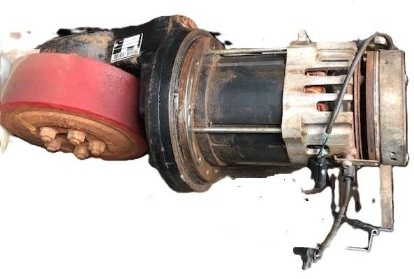 Drive unit for Toyota / BT - Motor e peças por Equipamento de movimentação: foto 1 Drive unit for Toyota / BT - Motor e peças por Equipamento de movimentação: foto 1