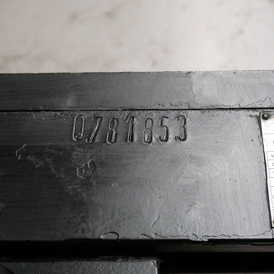 Stabau Fork positioner with separate side shift - Equipamento: foto 5 Stabau Fork positioner with separate side shift - Equipamento: foto 5