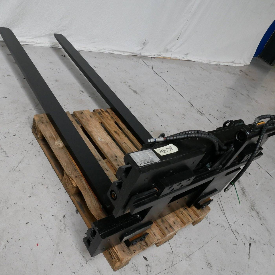 Stabau Fork positioner with separate side shift - Equipamento: foto 1 Stabau Fork positioner with separate side shift - Equipamento: foto 1