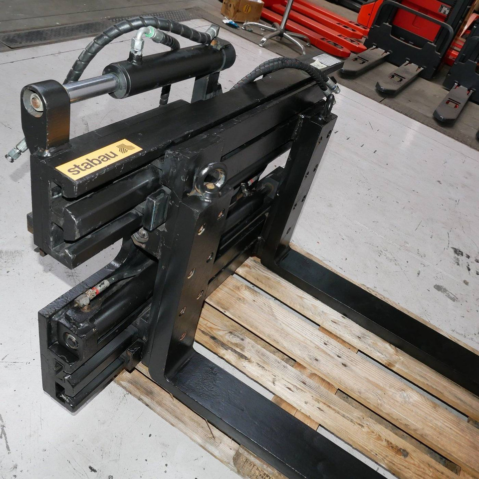 Stabau Fork positioner with separate side shift - Equipamento: foto 2 Stabau Fork positioner with separate side shift - Equipamento: foto 2