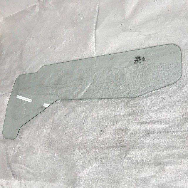 Glass for Komatsu/Fiat - Vidro e peças por Equipamento de movimentação: foto 1 Glass for Komatsu/Fiat - Vidro e peças por Equipamento de movimentação: foto 1