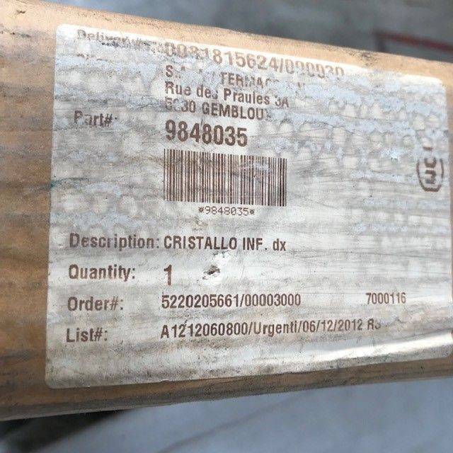 Glass for Komatsu/Fiat - Vidro e peças por Equipamento de movimentação: foto 3 Glass for Komatsu/Fiat - Vidro e peças por Equipamento de movimentação: foto 3