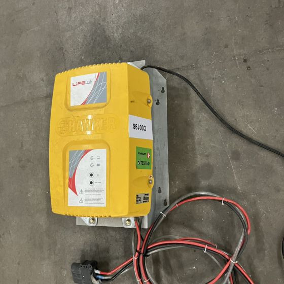 Hawker 24V/80A Life Tech (2) - Sistema elétrico por Equipamento de movimentação: foto 1 Hawker 24V/80A Life Tech (2) - Sistema elétrico por Equipamento de movimentação: foto 1