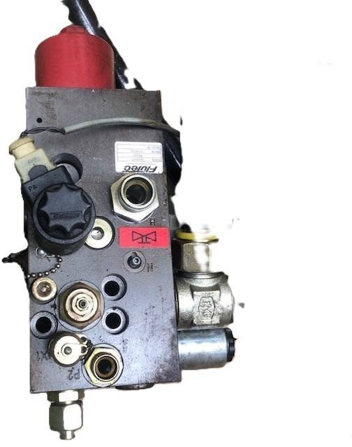 Hydraulic control valve - Válvula hidráulica por Equipamento de movimentação: foto 1 Hydraulic control valve - Válvula hidráulica por Equipamento de movimentação: foto 1