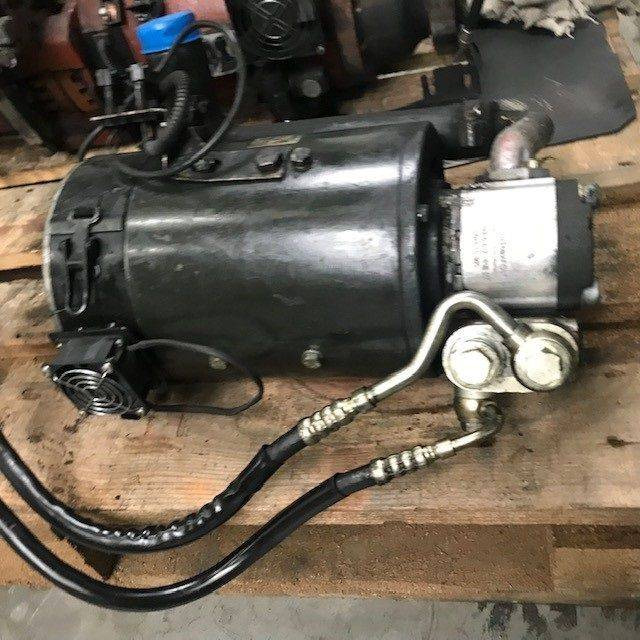 Hydraulic motor for Linde series 335-02 - Motor hidráulico por Equipamento de movimentação: foto 2 Hydraulic motor for Linde series 335-02 - Motor hidráulico por Equipamento de movimentação: foto 2