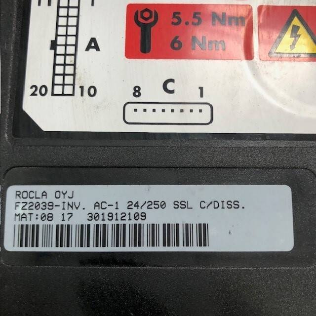 Inverter AC1 SSL for Caterpillar / Rocla - Centralina electrónica por Equipamento de movimentação: foto 3 Inverter AC1 SSL for Caterpillar / Rocla - Centralina electrónica por Equipamento de movimentação: foto 3