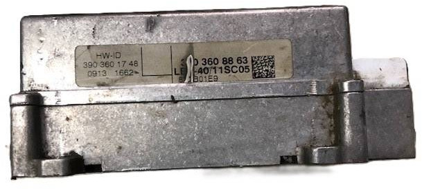 LES-40/11SC05 Steering controller - Sistema elétrico por Equipamento de movimentação: foto 3 LES-40/11SC05 Steering controller - Sistema elétrico por Equipamento de movimentação: foto 3