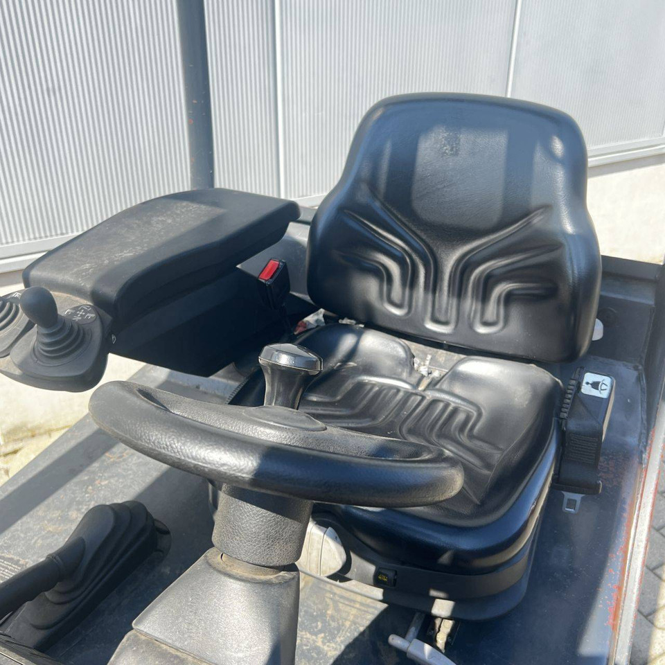 Linde E14 (335-02) - Empilhadeira elétrica: foto 4 Linde E14 (335-02) - Empilhadeira elétrica: foto 4