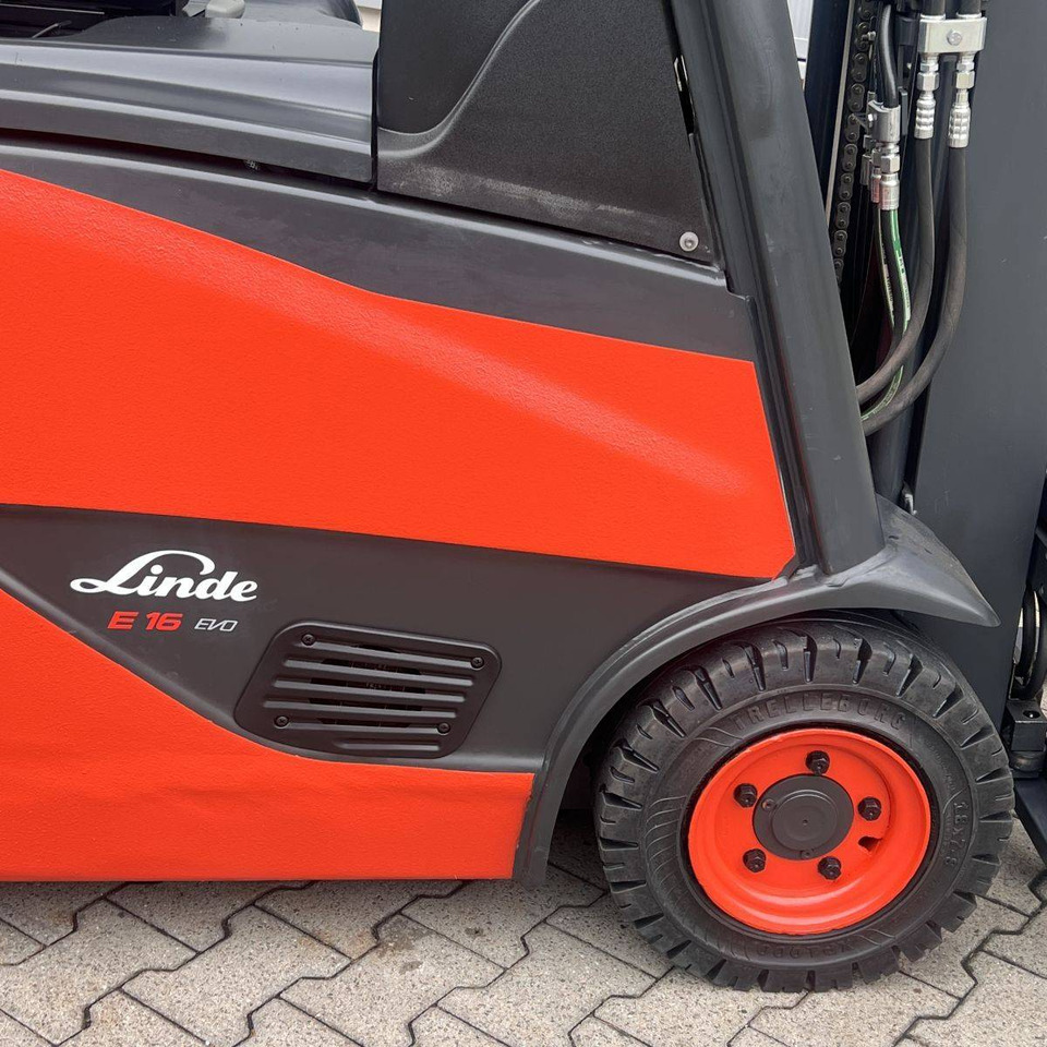 Linde E16H (386-02) EVO - Empilhadeira elétrica: foto 4 Linde E16H (386-02) EVO - Empilhadeira elétrica: foto 4
