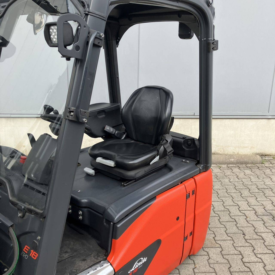 Linde E18 (386-02) EVO - Empilhadeira elétrica: foto 4 Linde E18 (386-02) EVO - Empilhadeira elétrica: foto 4