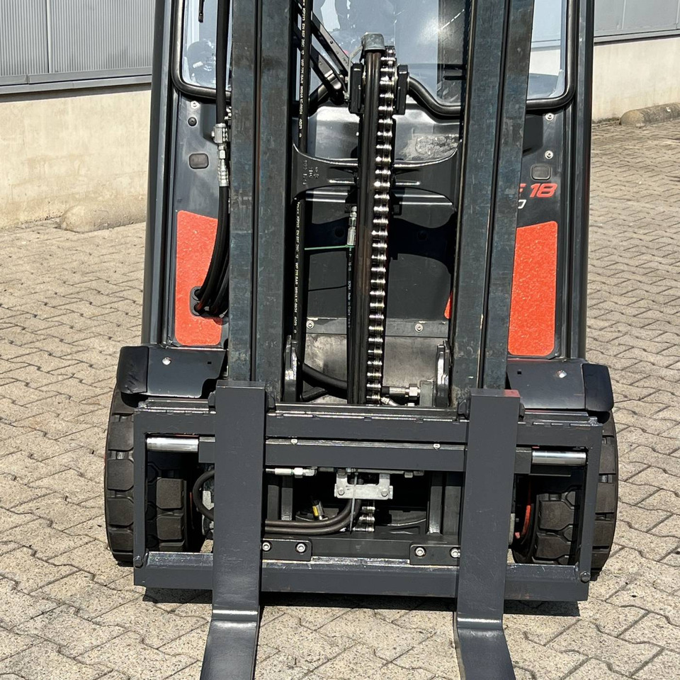 Empilhadeira elétrica Linde E18PH (386-02) EVO: foto 18 Empilhadeira elétrica Linde E18PH (386-02) EVO: foto 18