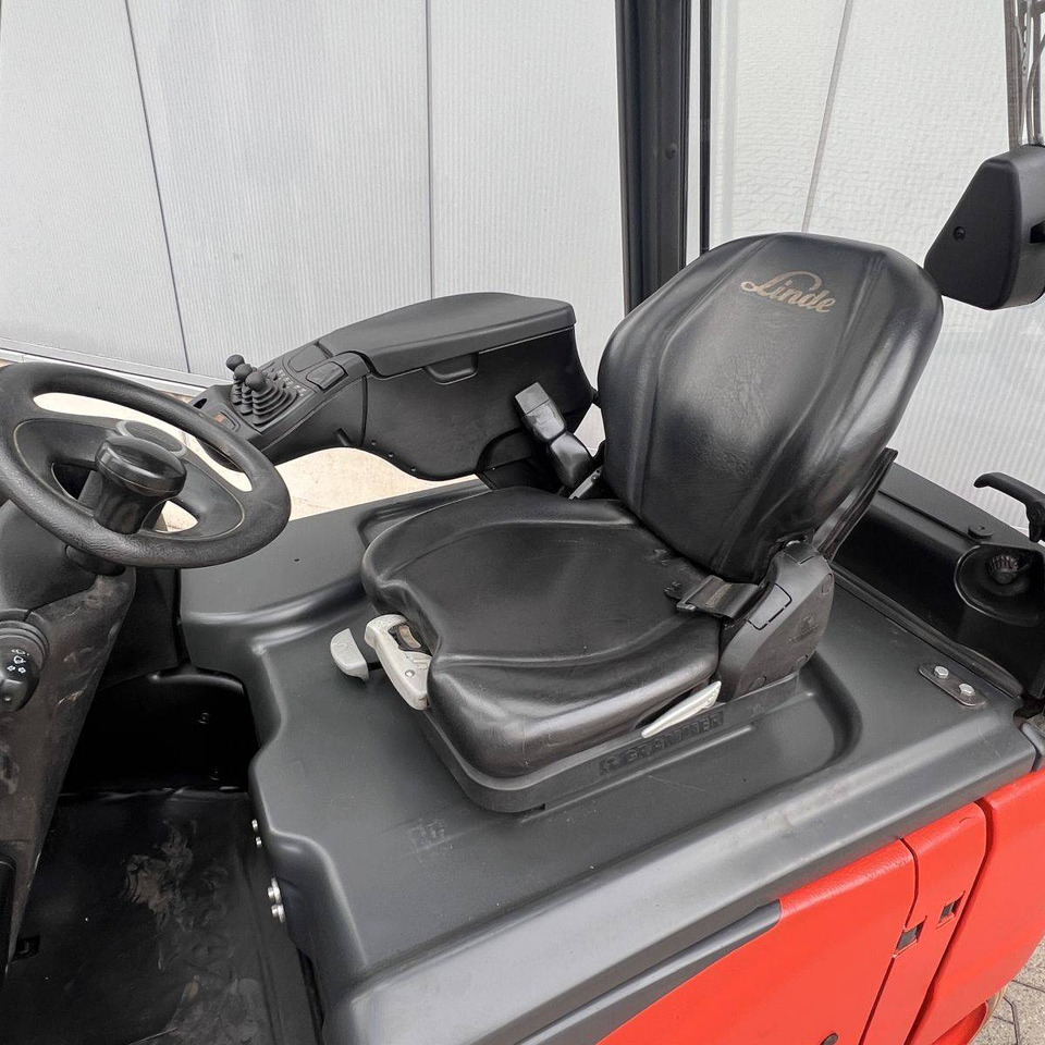 Linde E20PH (386-02) EVO - Empilhadeira elétrica: foto 5 Linde E20PH (386-02) EVO - Empilhadeira elétrica: foto 5