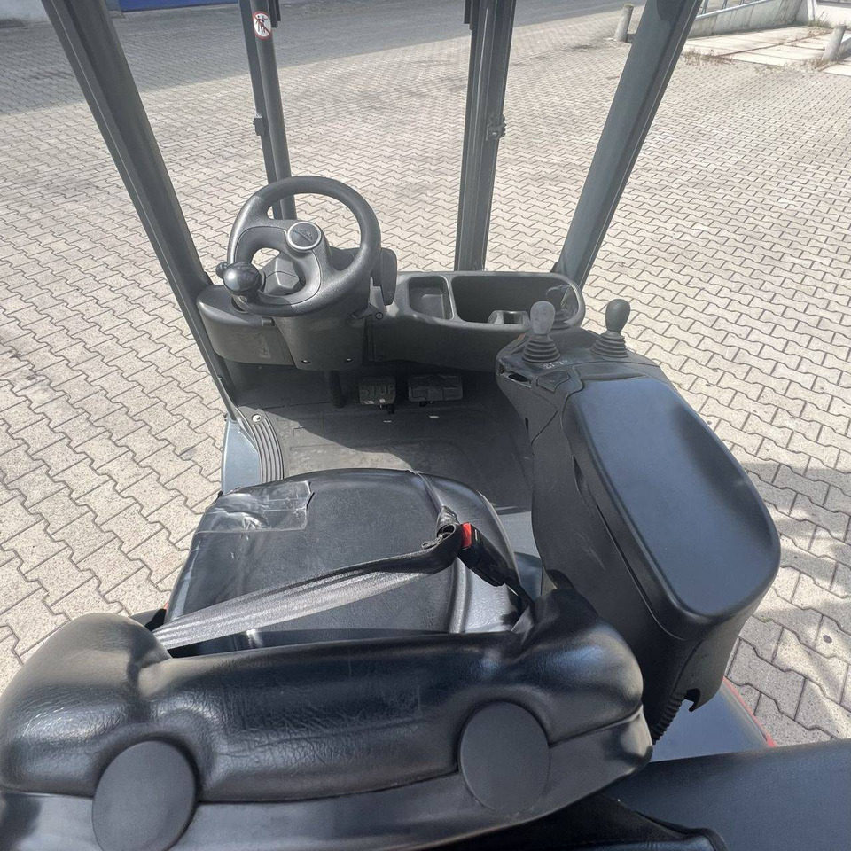 Linde H18T (391-02) EVO - Empilhadeira a gás: foto 5 Linde H18T (391-02) EVO - Empilhadeira a gás: foto 5