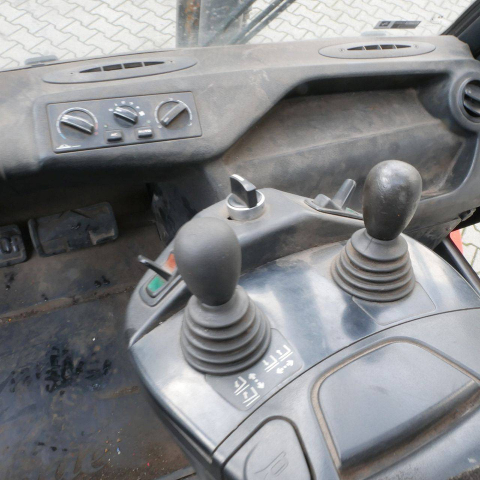 Linde H80D/900 (396-02) - Empilhadeira a diesel: foto 5 Linde H80D/900 (396-02) - Empilhadeira a diesel: foto 5