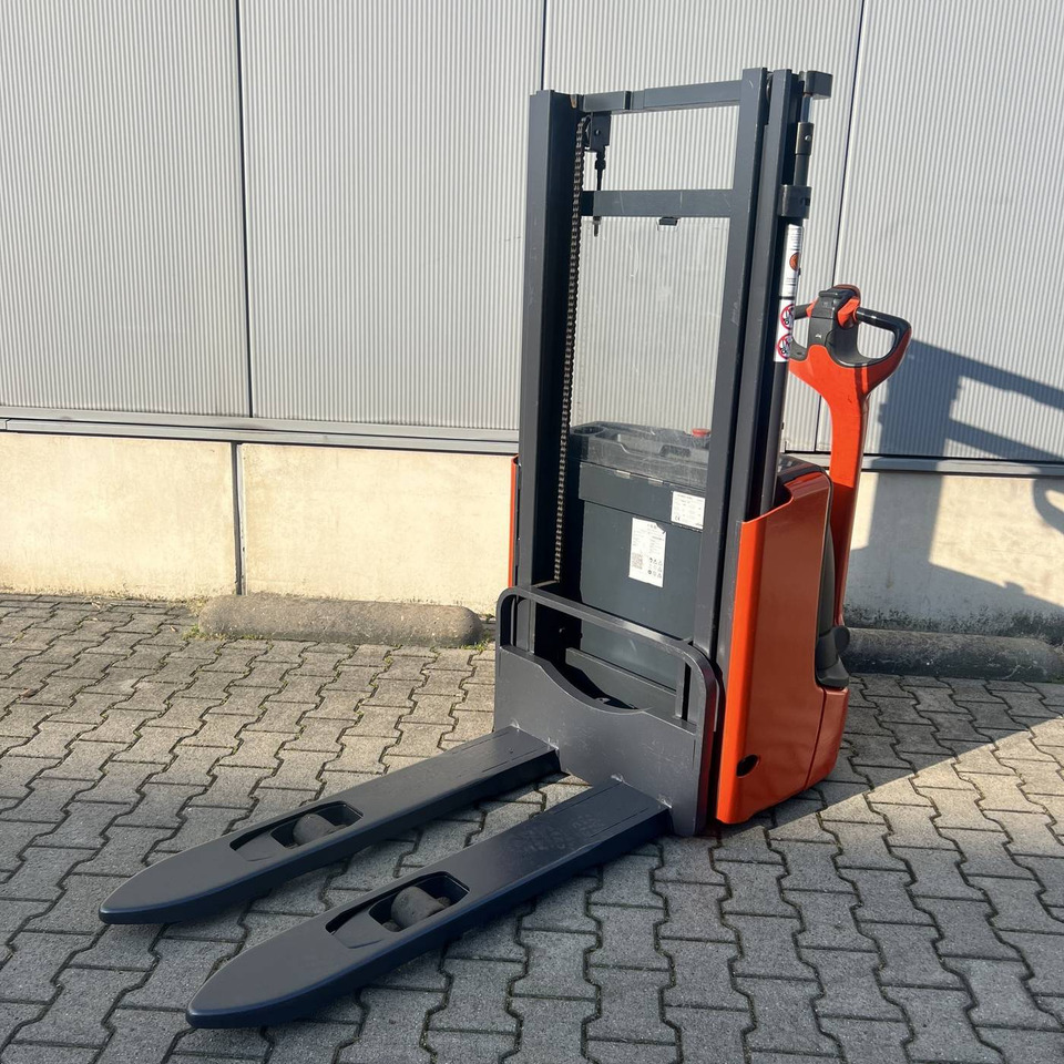 Linde L10 (1172) - Stacker: foto 3 Linde L10 (1172) - Stacker: foto 3