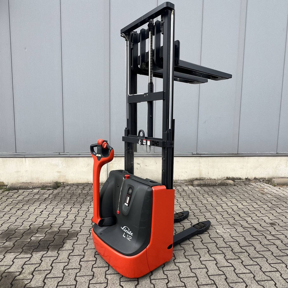 Linde L12 (1172) - Stacker: foto 3 Linde L12 (1172) - Stacker: foto 3