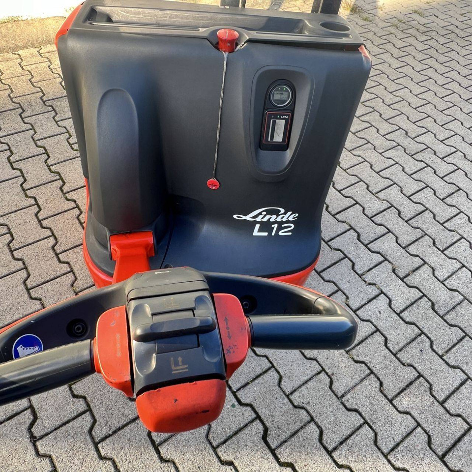 Linde L12 (1172) - Stacker: foto 3 Linde L12 (1172) - Stacker: foto 3