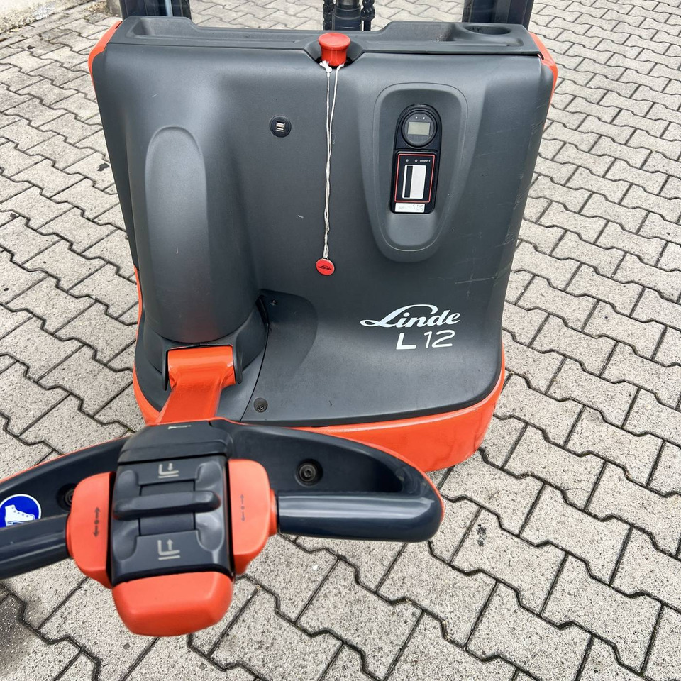 Linde L12 (1172) - Stacker: foto 5 Linde L12 (1172) - Stacker: foto 5