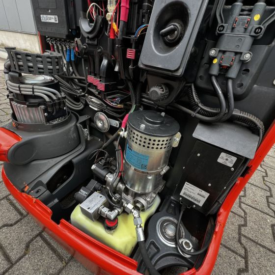 Linde L12 (1172) - Stacker: foto 2 Linde L12 (1172) - Stacker: foto 2