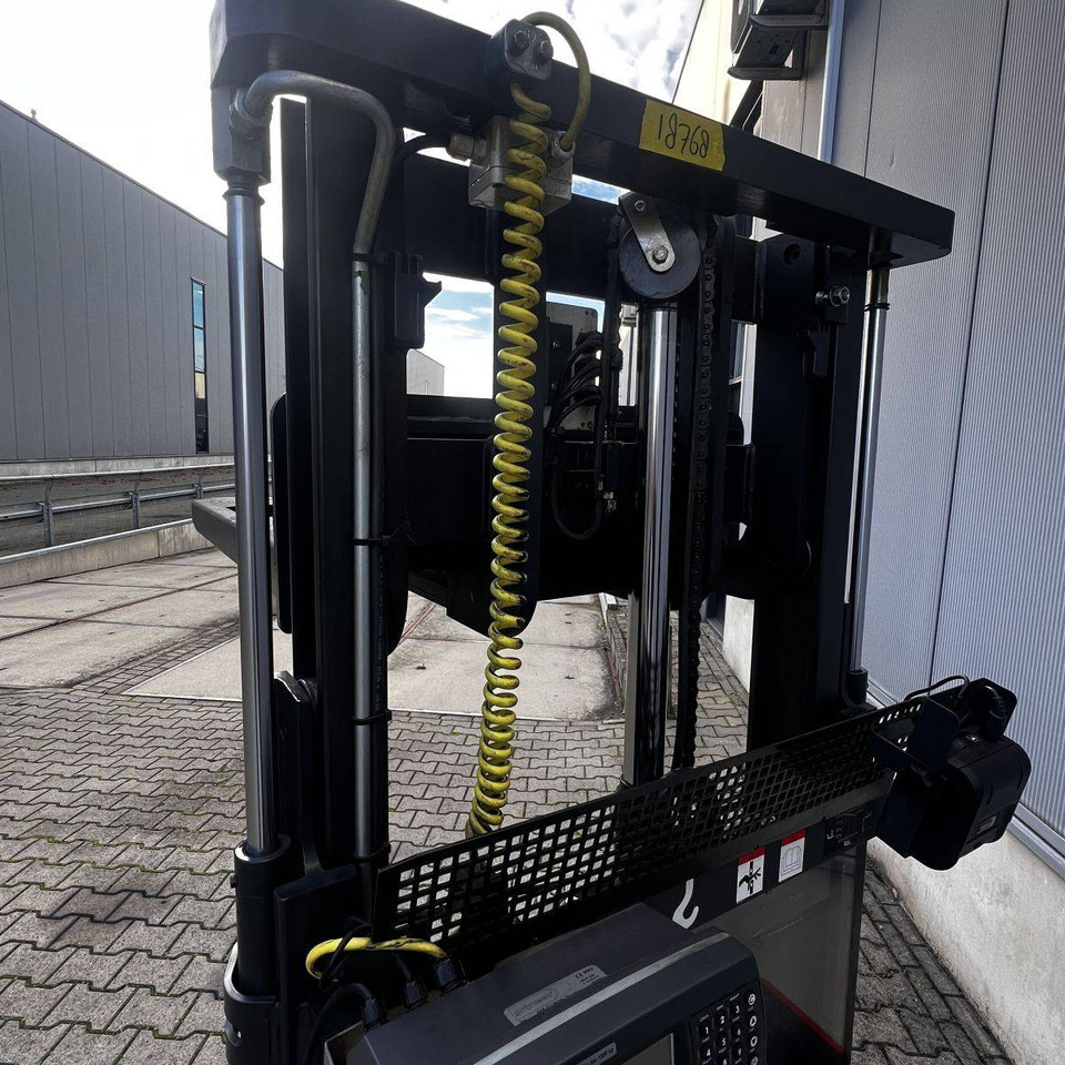 Leasing de Linde L12 (1172) Linde L12 (1172): foto 11 Leasing de Linde L12 (1172) Linde L12 (1172): foto 11