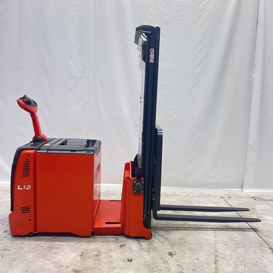 Linde L12AC (1170) - Stacker: foto 1 Linde L12AC (1170) - Stacker: foto 1