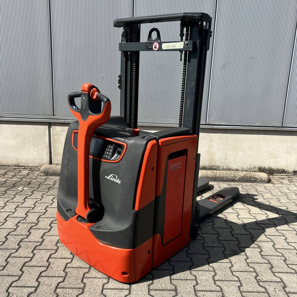 Linde L14 (1173) - Stacker: foto 1 Linde L14 (1173) - Stacker: foto 1