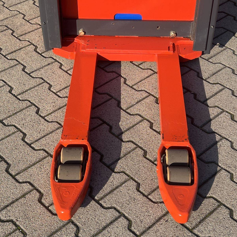 Stacker Linde L14C (1169): foto 18 Stacker Linde L14C (1169): foto 18