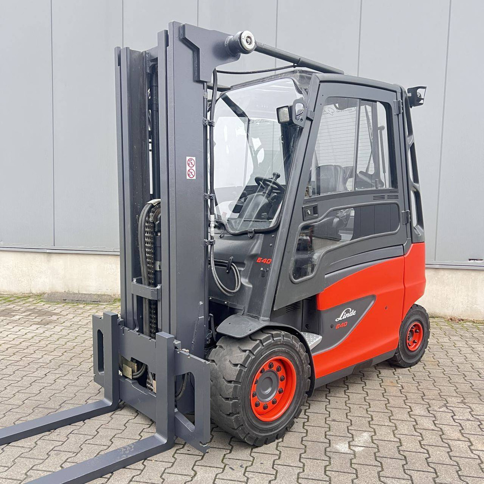 Linde Linde E40/600H (388) - Empilhadeira elétrica: foto 1 Linde Linde E40/600H (388) - Empilhadeira elétrica: foto 1