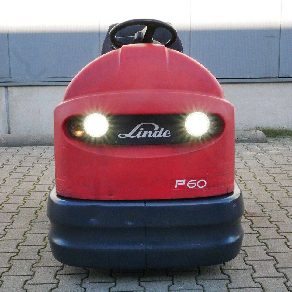 Linde P60Z (126) - Trator elétrics: foto 3 Linde P60Z (126) - Trator elétrics: foto 3