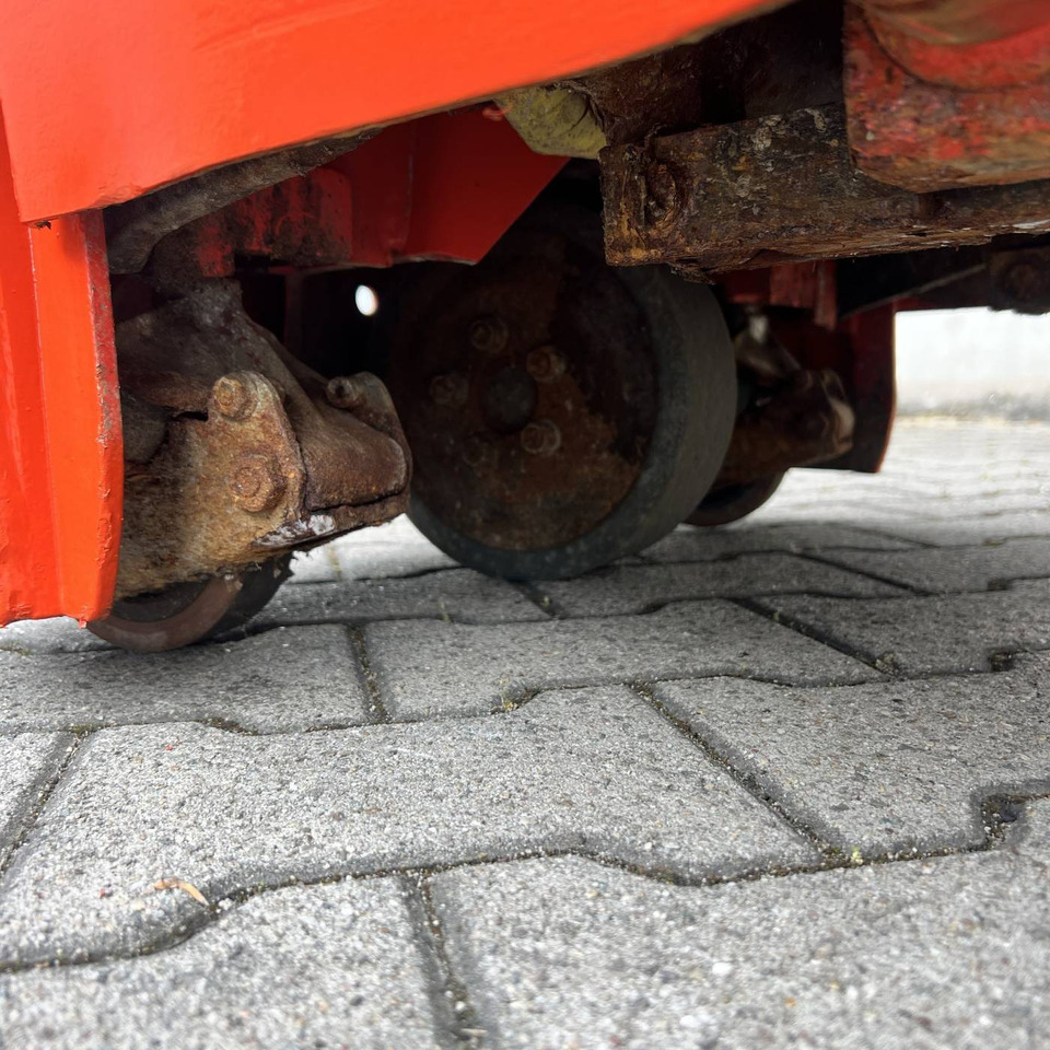 Leasing de Linde T16 (1152) Linde T16 (1152): foto 6 Leasing de Linde T16 (1152) Linde T16 (1152): foto 6