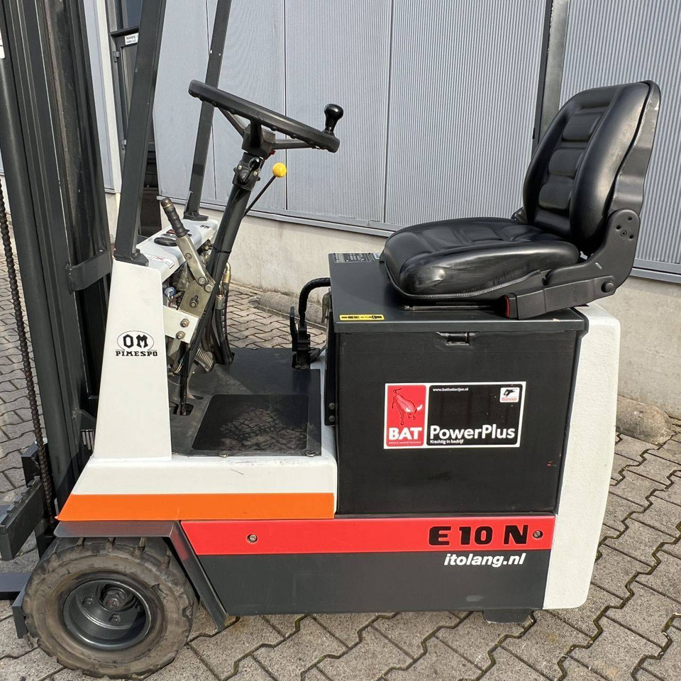 OM Pimespo E10N - Empilhadeira elétrica: foto 4 OM Pimespo E10N - Empilhadeira elétrica: foto 4