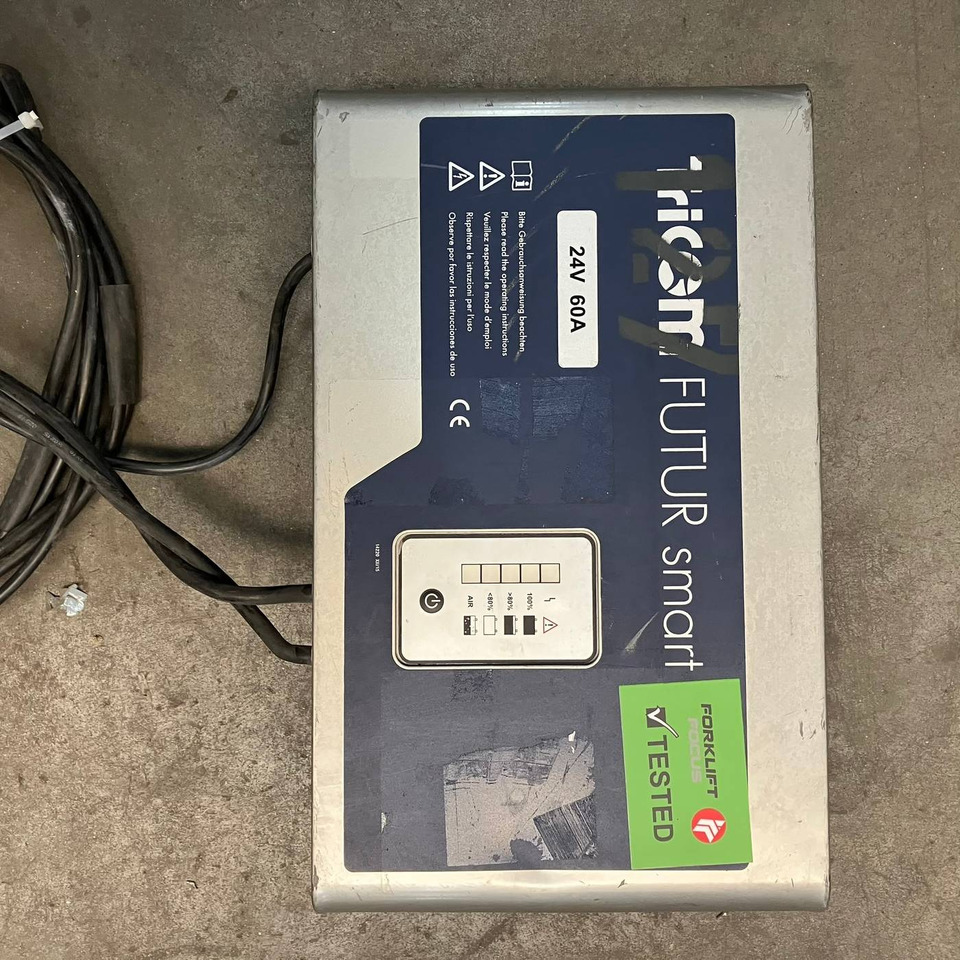 Tricom 24V/60A - Peça de reposição por Equipamento de movimentação: foto 1 Tricom 24V/60A - Peça de reposição por Equipamento de movimentação: foto 1