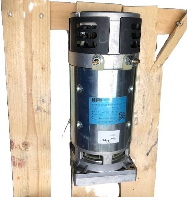 Pump motor for Linde - Motor e peças por Equipamento de movimentação: foto 3 Pump motor for Linde - Motor e peças por Equipamento de movimentação: foto 3