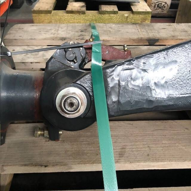 Rear axle AL16-01 2500 for Linde - Eixo e peças por Equipamento de movimentação: foto 4 Rear axle AL16-01 2500 for Linde - Eixo e peças por Equipamento de movimentação: foto 4