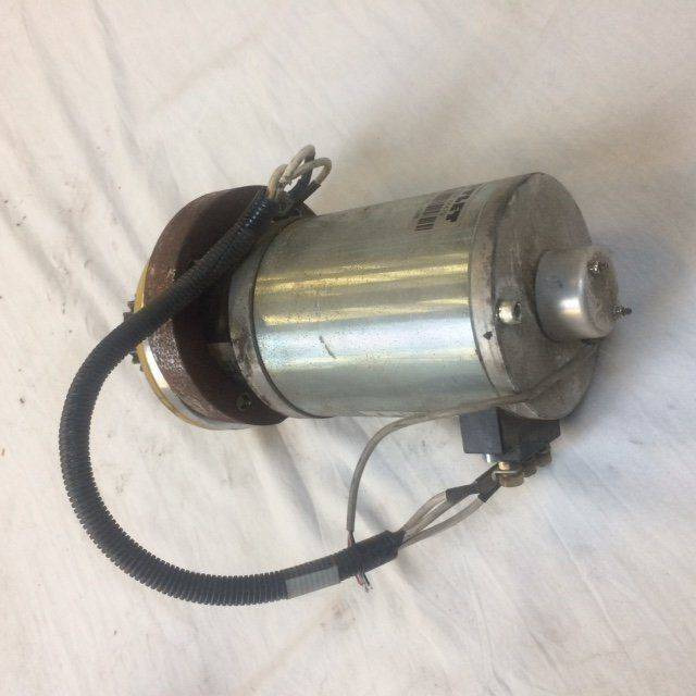Servo motor for Atlet ALL 200 - Direcção por Equipamento de movimentação: foto 2 Servo motor for Atlet ALL 200 - Direcção por Equipamento de movimentação: foto 2