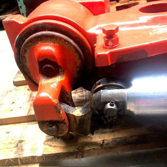 Steering axle AL30-02/336-02 for Linde - Eixo e peças por Empilhadeira elétrica: foto 2 Steering axle AL30-02/336-02 for Linde - Eixo e peças por Empilhadeira elétrica: foto 2