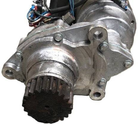 Steering motor for Linde - Direcção por Equipamento de movimentação: foto 3 Steering motor for Linde - Direcção por Equipamento de movimentação: foto 3