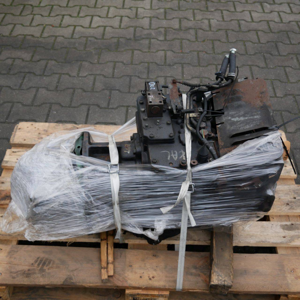 Transmission for Nissan D02 - Transmissão por Equipamento de movimentação: foto 1 Transmission for Nissan D02 - Transmissão por Equipamento de movimentação: foto 1