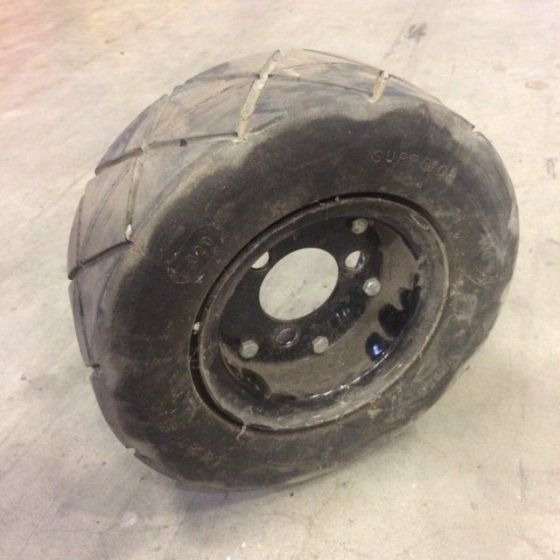 Wheel for Scrubber vacuum cleaner Nilfisk BR 850 - Roda completa por Lavadora aspiradora de pavimentos: foto 1 Wheel for Scrubber vacuum cleaner Nilfisk BR 850 - Roda completa por Lavadora aspiradora de pavimentos: foto 1