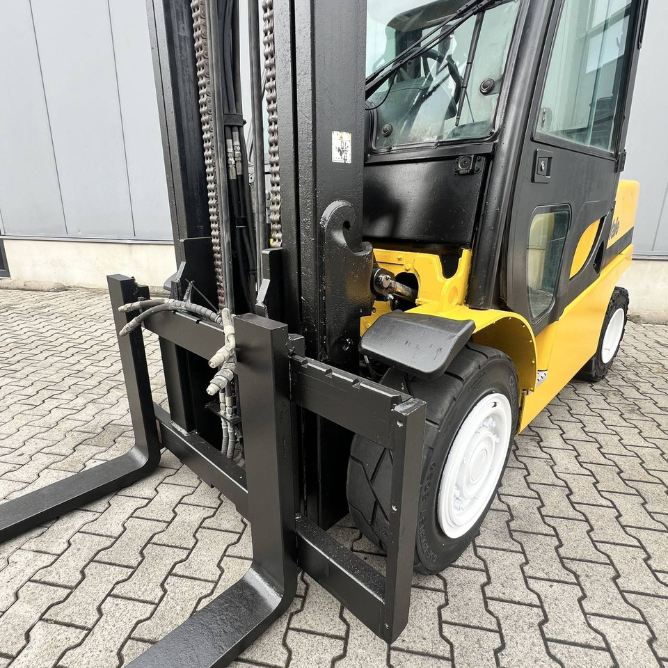 Yale GDP55VX - Empilhadeira a diesel: foto 4 Yale GDP55VX - Empilhadeira a diesel: foto 4