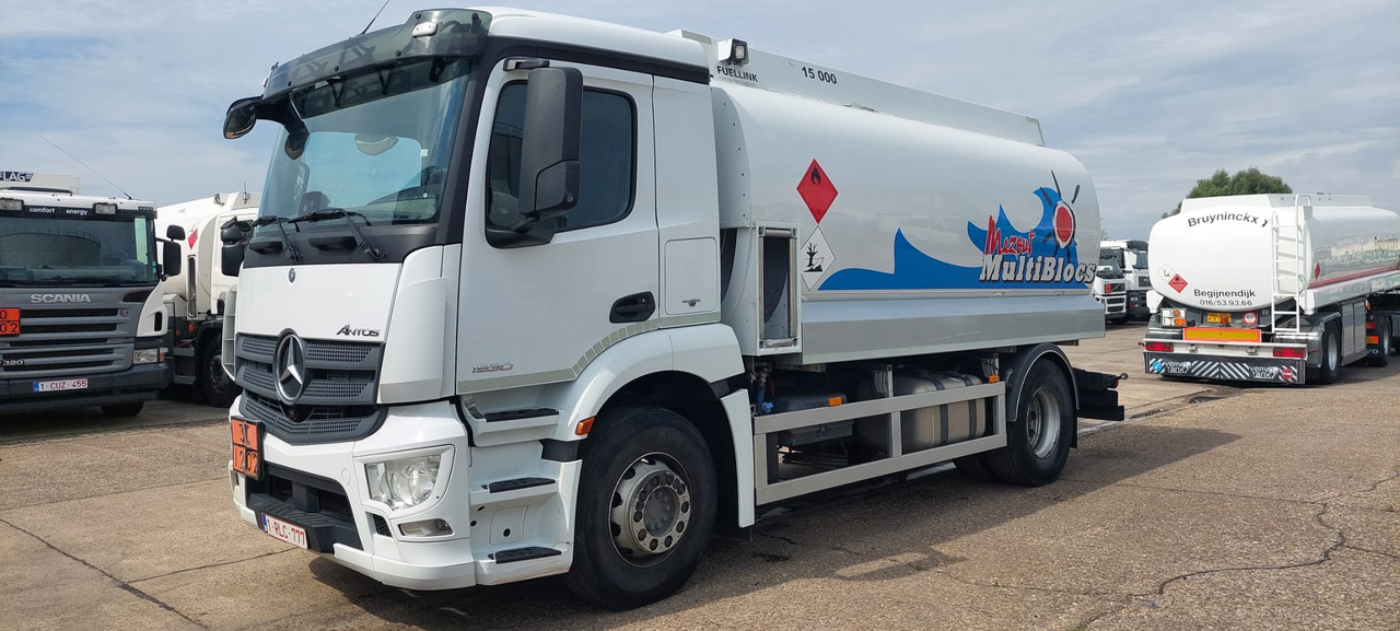 MERCEDES Antos - Caminhão tanque: foto 1 MERCEDES Antos - Caminhão tanque: foto 1