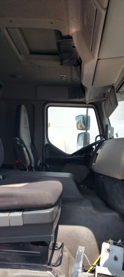 RENAULT - Caminhão tanque: foto 2 RENAULT - Caminhão tanque: foto 2