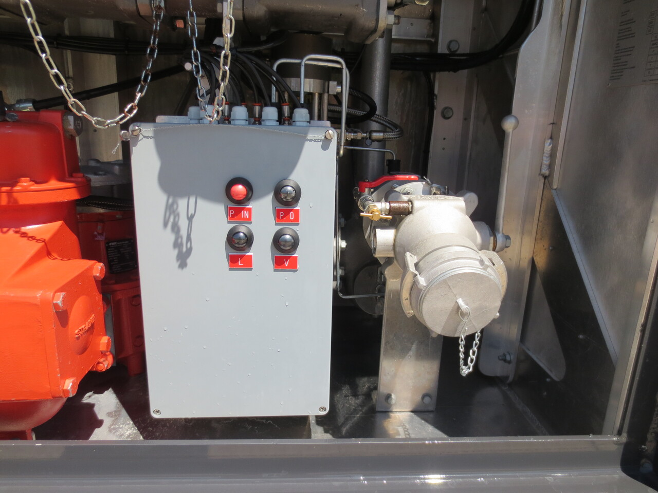 SCANIA G370 - Caminhão tanque: foto 4 SCANIA G370 - Caminhão tanque: foto 4