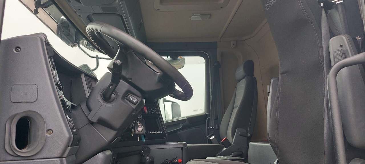 SCANIA G400 - Caminhão tanque: foto 3 SCANIA G400 - Caminhão tanque: foto 3