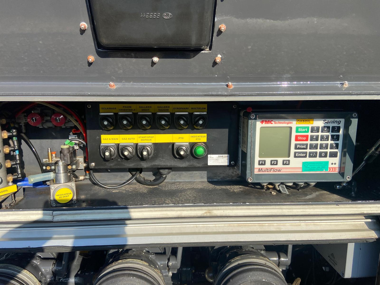 SCANIA P410 - Caminhão tanque: foto 4 SCANIA P410 - Caminhão tanque: foto 4