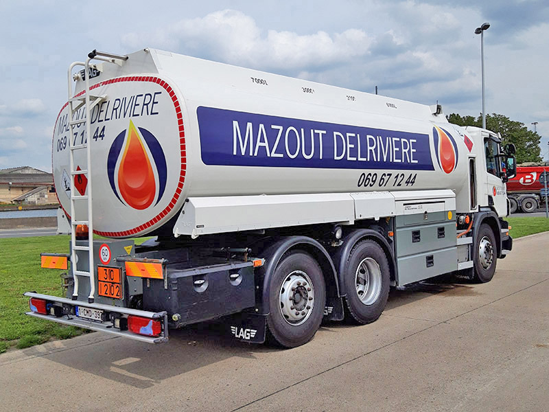 Caminhão tanque Scania P320: foto 6 Caminhão tanque Scania P320: foto 6