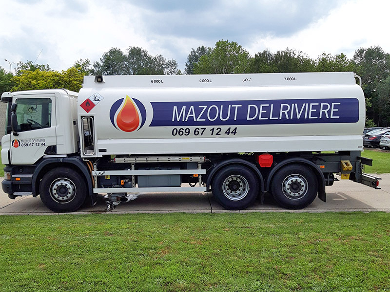 Caminhão tanque Scania P320: foto 9 Caminhão tanque Scania P320: foto 9